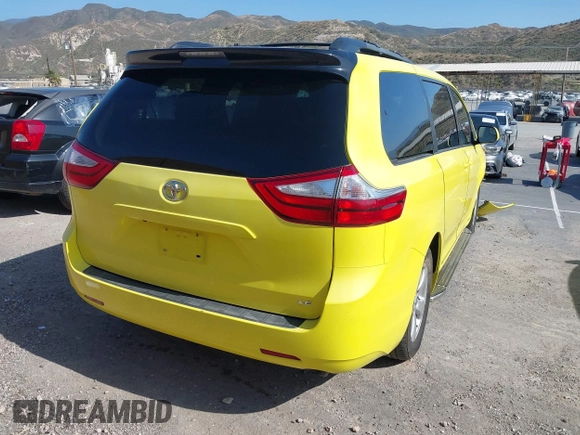 2017 Toyota Sienna LE Auto Access Seat с VIN 5TDKZ3DCXHS862073, выставлен на аукционе IAAI как лот 42328653 с пробегом 183 126 миль миль и . История ставок и продаж доступна на DreamBid. Изображение 4.