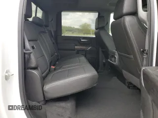 2021 Chevrolet Silverado 3500HD LTZ z VIN 1GC4YUEY2MF282936, wystawiony jako Copart lot #54676595 z przebiegiem 31 404 mil mil oraz Szkody całkowita. Historia ofert i sprzedaży dostępna na DreamBid. Obrazek 10.