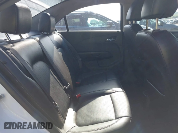 2016 Chevrolet Sonic LTZ z VIN 1G1JE5SB5G4160324, wystawiony jako IAAI lot #42162934 z przebiegiem 56 551 mil mil oraz . Historia ofert i sprzedaży dostępna na DreamBid. Obrazek 8.