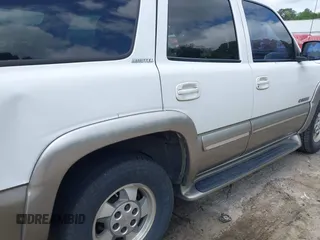 2002 Chevrolet Tahoe LS z VIN 1GNEC13Z12R145907, wystawiony jako IAAI lot #42144771 z przebiegiem 308 201 mil mil oraz . Historia ofert i sprzedaży dostępna na DreamBid. Obrazek 12.