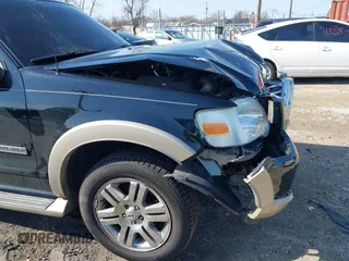 2006 Ford Explorer Eddie Bauer with VIN 1FMEU74886UA85251, listed as a IAAI auction lot 41914774 with 141,516 mi miles and . Bid and sale history available at DreamBid. Image 14.