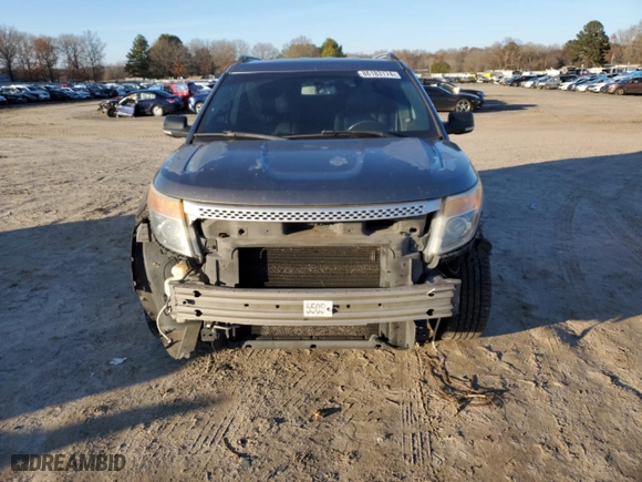 2014 Ford Explorer XLT with VIN 1FM5K8D85EGC39018, listed as a Copart auction lot 86183174 with 187,922 mi miles and Salvage Title. Bid and sale history available at carsss.com. Image 5.