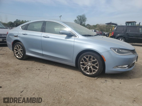 2015 Chrysler 200 C z VIN 1C3CCCEG8FN664591, wystawiony jako Copart lot #54296575 z przebiegiem 192 395 mil mil oraz Szkody całkowita. Historia ofert i sprzedaży dostępna na DreamBid. Obrazek 4.