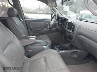 2003 Toyota Sequoia Limited with VIN 5TDBT48A13S177601, listed as a IAAI auction lot 41491390 with 218,243 mi miles. Bid and sale history available at carsss.com. Image 5.