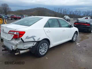 2012 Toyota Camry L with VIN 4T1BF1FK4CU106269, listed as a IAAI auction lot 41934780 with 137,867 mi miles. Bid and sale history available at carsss.com. Image 4.