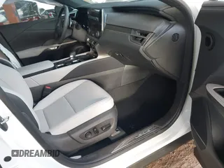 2025 Lexus RX 350 with VIN 2T2BAMCA7SC093752, listed as a IAAI auction lot 41558105 with 470 mi miles and . Bid and sale history available at DreamBid. Image 5.