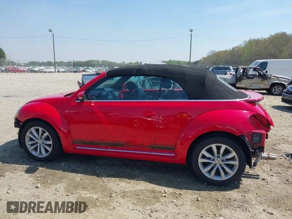 2015 Volkswagen Beetle с VIN 3VW5A7AT8FM817899, выставлен на аукционе IAAI как лот 41908409 с пробегом 134 420 миль миль и . История ставок и продаж доступна на DreamBid. Изображение 15.