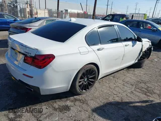 2014 BMW 7 Series 750i с VIN WBAYA8C58ED228444, выставлен на аукционе IAAI как лот 41665037 с пробегом 165 663 миль миль и . История ставок и продаж доступна на DreamBid. Изображение 4.