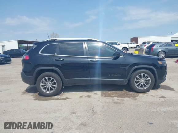 2019 Jeep Cherokee Latitude Plus with VIN 1C4PJLLB3KD377525, listed as a IAAI auction lot 41894239 with 143,711 mi miles and . Bid and sale history available at DreamBid. Image 13.