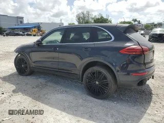 2018 Porsche Cayenne S z VIN WP1AB2A22JLA61195, wystawiony jako Copart lot #61047695 z przebiegiem Nie podano mil oraz Szkoda całkowita • Salvage title. Historia ofert i sprzedaży dostępna na DreamBid. Obrazek 2.