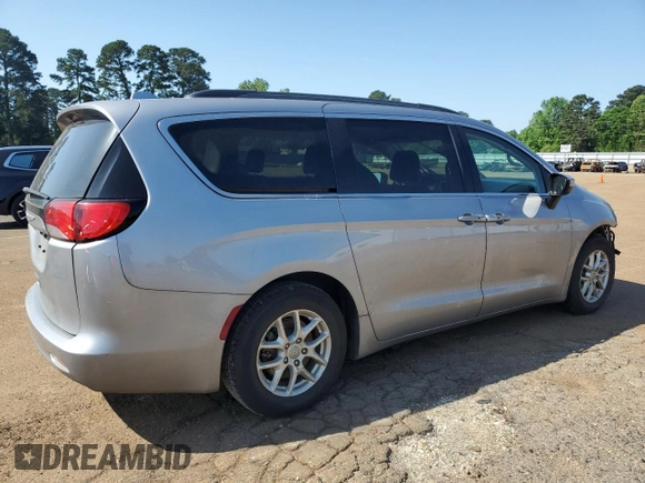 2020 Chrysler Voyager LXi z VIN 2C4RC1DG3LR195842, wystawiony jako Copart lot #52044885 z przebiegiem 114 370 mil mil oraz Szkoda całkowita • Salvage title. Historia ofert i sprzedaży dostępna na DreamBid. Obrazek 3.
