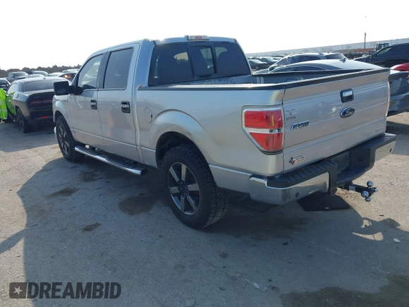2012 Ford F-150 XL with VIN 1FTFW1CF5CFC96150, listed as a IAAI auction lot 41500200 with 265,365 mi miles. Bid and sale history available at carsss.com. Image 3.