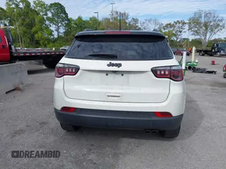 2018 Jeep Compass Latitude with VIN 3C4NJCBB1JT408465, listed as a IAAI auction lot 41350902 with 79,565 mi miles and . Bid and sale history available at DreamBid. Image 16.