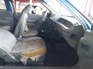 1990 Geo Metro z VIN 2C1MS2469L6015529, wystawiony jako IAAI lot #41902168 z przebiegiem 95 772 mil mil oraz . Historia ofert i sprzedaży dostępna na DreamBid. Obrazek 5.