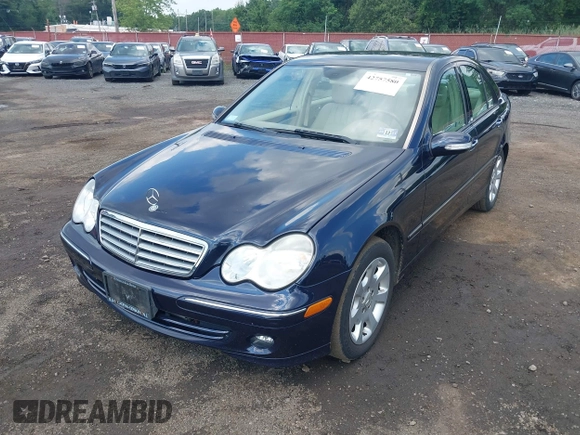 2006 Mercedes-Benz C 280 Luxury z VIN WDBRF92H36F773255, wystawiony jako IAAI lot #42757580 z przebiegiem 54 089 mil mil oraz . Historia ofert i sprzedaży dostępna na DreamBid. Obrazek 6.