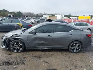 2020 Nissan Sentra SR with VIN 3N1AB8DV0LY220013, listed as a IAAI auction lot 41576242 with 79,997 mi miles and . Bid and sale history available at DreamBid. Image 14.