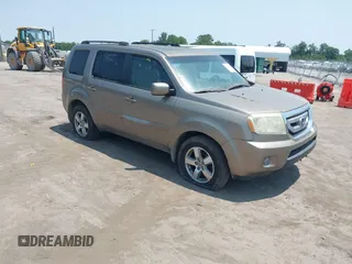 2010 Honda Pilot EX-L z VIN 5FNYF4H63AB018268, wystawiony jako IAAI lot #42425241 z przebiegiem 223 531 mil mil oraz . Historia ofert i sprzedaży dostępna na DreamBid. Obrazek 1.