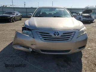 2008 Toyota Camry LE z VIN 4T1BE46K48U232059, wystawiony jako Copart lot #53302165 z przebiegiem 106 705 mil mil oraz Szkoda całkowita • Salvage title. Historia ofert i sprzedaży dostępna na DreamBid. Obrazek 5.
