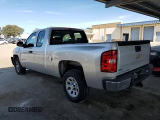 2010 Chevrolet Silverado 1500 with VIN 1GCSCPEA3AZ139675, listed as a Copart auction lot 55034675 with 141,314 mi miles and Salvage Title. Bid and sale history available at DreamBid. Image 2.