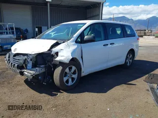 2012 Toyota Sienna with VIN 5TDZK3DC7CS203993, listed as a IAAI auction lot 41130289 with 177,059 mi miles. Bid and sale history available at carsss.com. Image 2.