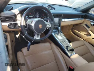 2015 Porsche 911 4S z VIN WP0BB2A97FS135050, wystawiony jako Copart lot #52713065 z przebiegiem 41 879 mil mil oraz Szkoda całkowita • Salvage title. Historia ofert i sprzedaży dostępna na DreamBid. Obrazek 8.