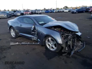 2019 Chevrolet Camaro 2LT with VIN 1G1FD1RS5K0143529, listed as a Copart auction lot 75947044 with 0 mi miles and Salvage Title. Bid and sale history available at carsss.com. Image 4.