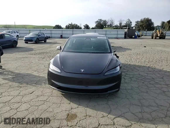 2025 Tesla Model 3 Long Range with VIN 5YJ3E1EA0SF922262, listed as a Copart auction lot 48358095 with 831 mi miles and Salvage title. Bid and sale history available at DreamBid. Image 11.
