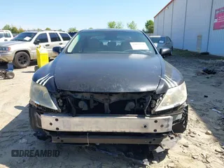 2008 Lexus LS 460 with VIN JTHBL46F885079935, listed as a IAAI auction lot 42013136 with 148,126 mi miles. Bid and sale history available at carsss.com. Image 13.