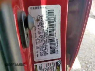 2005 Toyota Corolla CE with VIN 1NXBR32EX5Z443647, listed as a Copart auction lot 60758375 with 293,720 mi miles and Salvage title. Bid and sale history available at DreamBid. Image 13.