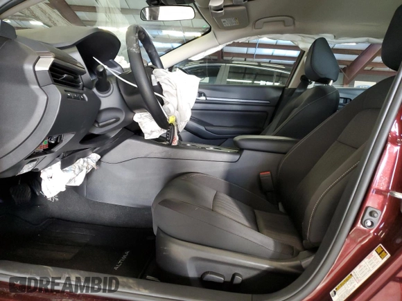 2025 Nissan Altima SV with VIN 1N4BL4DW5SN318066, listed as a Copart auction lot 88988675 with 5,691 mi miles and Clean Title. Bid and sale history available at DreamBid. Image 7.