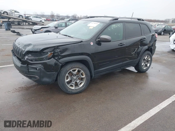 2019 Jeep Cherokee Trailhawk Elite with VIN 1C4PJMBX6KD418409, listed as a IAAI auction lot 41178690 with 80,755 mi miles. Bid and sale history available at carsss.com. Image 19.