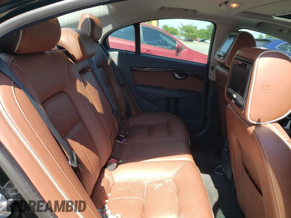 2015 Volvo S80 T6 Platinum z VIN YV1902MM1F1191599, wystawiony jako Copart lot #61344732 z przebiegiem 55 632 mil mil oraz . Historia ofert i sprzedaży dostępna na DreamBid. Obrazek 6.
