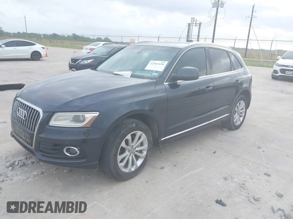 2014 Audi Q5 Premium Plus with VIN WA1LFAFP6EA038754, listed as a IAAI auction lot 42161656 with 173,202 mi miles. Bid and sale history available at carsss.com. Image 2.