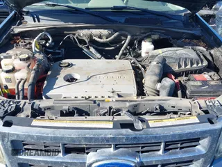 2011 Ford Escape Hybrid с VIN 1FMCU4K36BKC04787, выставлен на аукционе IAAI как лот 41947008 с пробегом 132 403 миль миль и . История ставок и продаж доступна на DreamBid. Изображение 10.