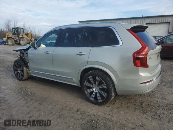 2022 Volvo XC90 Inscription z VIN YV4A22PL3N1792959, wystawiony jako Copart lot #83015304 z przebiegiem 33 243 mil mil oraz Szkoda całkowita • Salvage title. Historia ofert i sprzedaży dostępna na DreamBid. Obrazek 2.