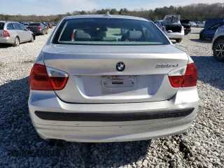 2006 BMW 3 Series 325xi with VIN WBAVD13516KV05787, listed as a Copart auction lot 42367735 with 177,220 mi miles and Salvage Title. Bid and sale history available at carsss.com. Image 6.