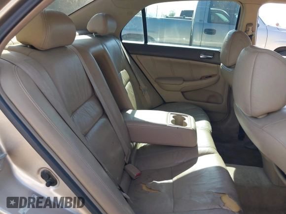2004 Honda Accord EX with VIN 1HGCM66504A046470, listed as a IAAI auction lot 42476576 with 225,052 mi miles and . Bid and sale history available at DreamBid. Image 8.