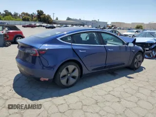2018 Tesla Model 3 Long Range Battery z VIN 5YJ3E1EA4JF056385, wystawiony jako Copart lot #60174535 z przebiegiem 79 840 mil mil oraz Czysty tytuł • Clean title. Historia ofert i sprzedaży dostępna na DreamBid. Obrazek 3.