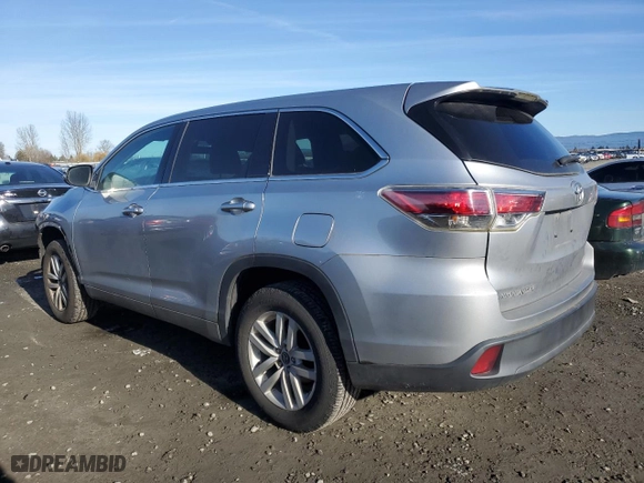 2016 Toyota Highlander LE with VIN 5TDZARFH9GS021698, listed as a Copart auction lot 89211865 with 86,086 mi miles and Salvage Title. Bid and sale history available at carsss.com. Image 2.