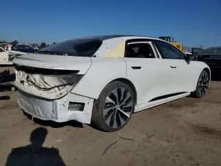 2022 Lucid Air Grand Touring z VIN 50EA1GBA5NA004784, wystawiony jako Copart lot #46854065 z przebiegiem 16 471 mil mil oraz Szkody całkowita. Historia ofert i sprzedaży dostępna na DreamBid. Obrazek 3.