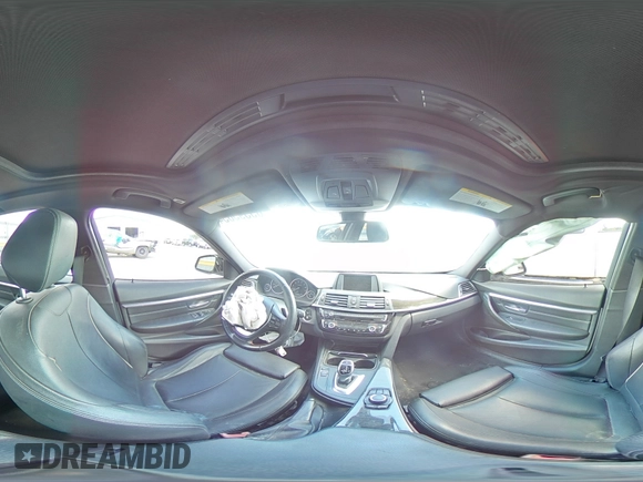 2016 BMW 3 Series 328i xDrive z VIN WBA8E3C57GK501878, wystawiony jako Copart lot #85206404 z przebiegiem 116 074 mil mil oraz Szkoda całkowita • Salvage title. Historia ofert i sprzedaży dostępna na DreamBid. Obrazek 12.