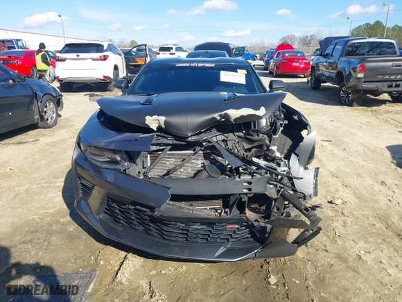 2016 Chevrolet Camaro 1SS with VIN 1G1FF1R76G0157212, listed as a IAAI auction lot 41238158 with 86,812 mi miles. Bid and sale history available at carsss.com. Image 12.