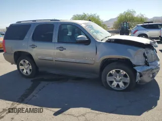 2008 GMC Yukon SLT w/4SB with VIN 1GKFC13028R107436, listed as a Copart auction lot 73807804 with 185,017 mi miles and Salvage Title. Bid and sale history available at carsss.com. Image 4.