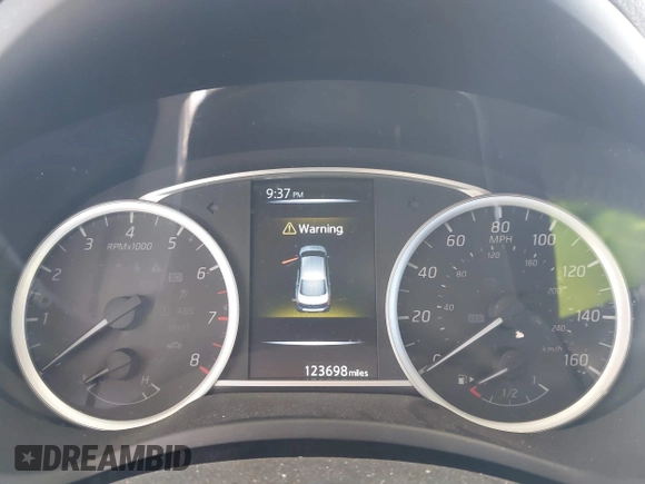 2016 Nissan Sentra SV with VIN 3N1AB7AP9GY316339, listed as a IAAI auction lot 42096881 with 123,698 mi miles and . Bid and sale history available at DreamBid. Image 7.