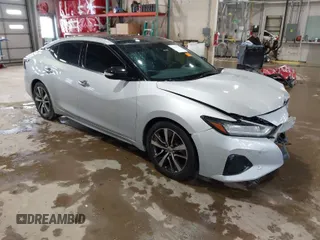 2019 Nissan Maxima SV with VIN 1N4AA6AV1KC373134, listed as a IAAI auction lot 41533752 with 119,634 mi miles and . Bid and sale history available at DreamBid. Image 1.