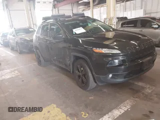 2016 Jeep Cherokee Latitude with VIN 1C4PJMCB2GW197454, listed as a IAAI auction lot 42289019 with 101,895 mi miles and . Bid and sale history available at DreamBid. Image 1.