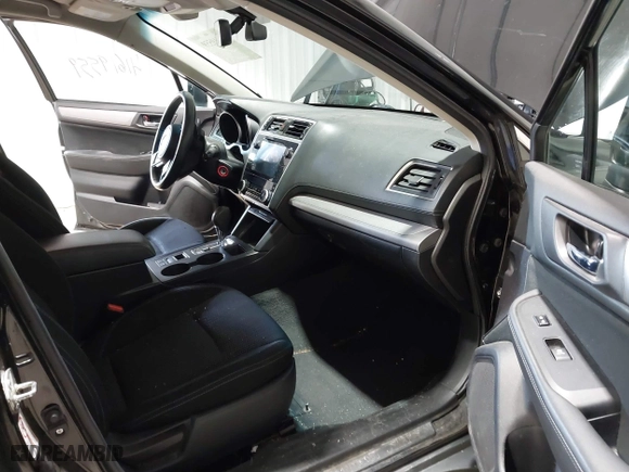 2018 Subaru Outback Premium with VIN 4S4BSAFC0J3254605, listed as a IAAI auction lot 41619559 with 200,155 mi miles. Bid and sale history available at carsss.com. Image 5.