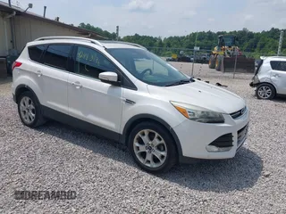 2015 Ford Escape Titanium с VIN 1FMCU0JX2FUC03241, выставлен на аукционе IAAI как лот 42483196 с пробегом 106 765 миль миль и . История ставок и продаж доступна на DreamBid. Изображение 1.