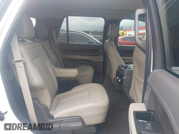 2019 Ford Expedition Limited z VIN 1FMJU1KT8KEA84883, wystawiony jako IAAI lot #42187759 z przebiegiem 85 744 mil mil oraz . Historia ofert i sprzedaży dostępna na DreamBid. Obrazek 8.