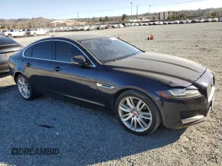 2017 Jaguar XF 35t Prestige with VIN SAJBE4BV0HCY33500, listed as a Copart auction lot 88806855 with 74,506 mi miles and Clean Title. Bid and sale history available at carsss.com. Image 4.